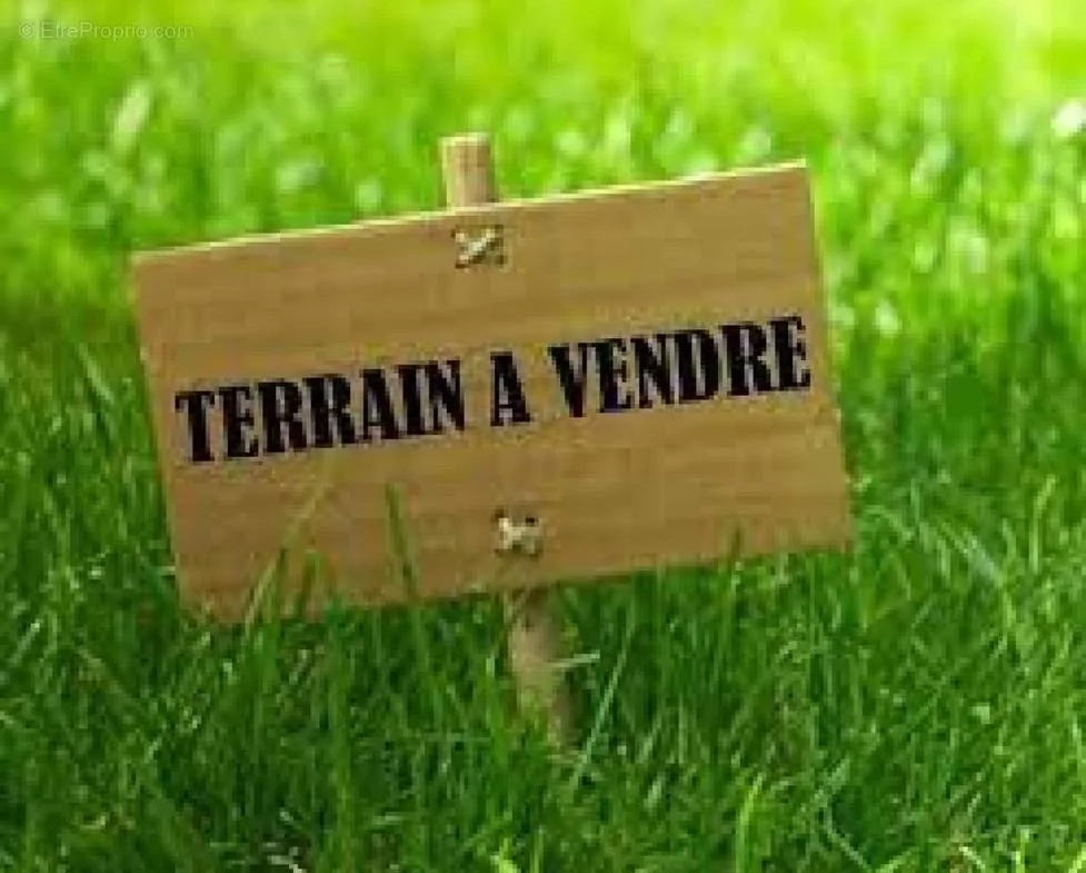 Terrain constructible de 424 m² à Lansargues, parfait pour votre projet immobilier 