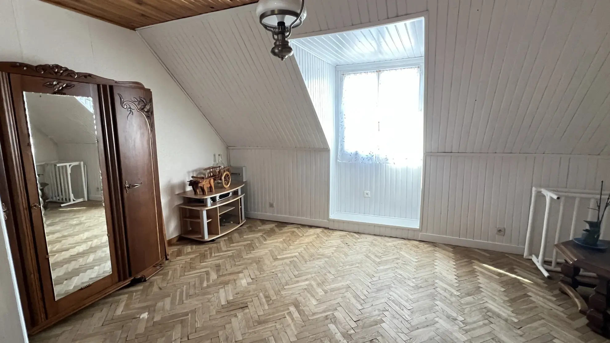 Vente maison familiale de plain-pied à La Ferté Alais, 5 chambres et terrain clos 