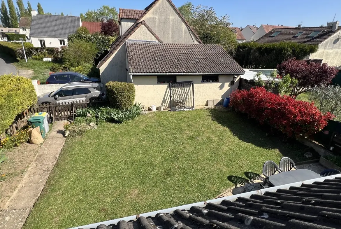 Vente maison familiale de plain-pied à La Ferté Alais, 5 chambres et terrain clos 