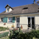Vente maison familiale de plain-pied à La Ferté Alais, 5 chambres et terrain clos