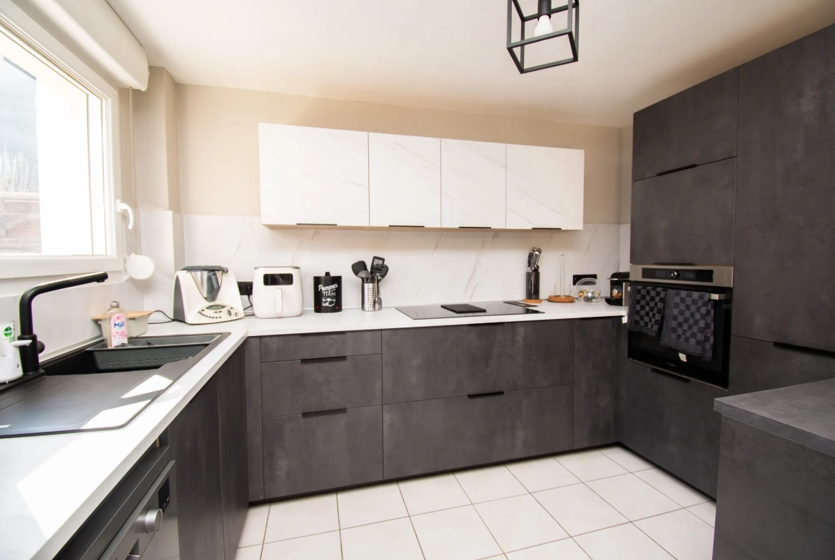 Maison récente avec 2 chambres, terrasse et garage près de Pontarlier 