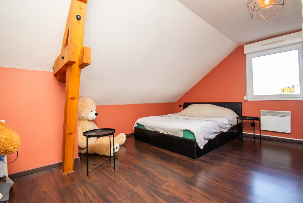 Maison récente avec 2 chambres, terrasse et garage près de Pontarlier 
