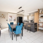 Maison récente avec 2 chambres, terrasse et garage près de Pontarlier