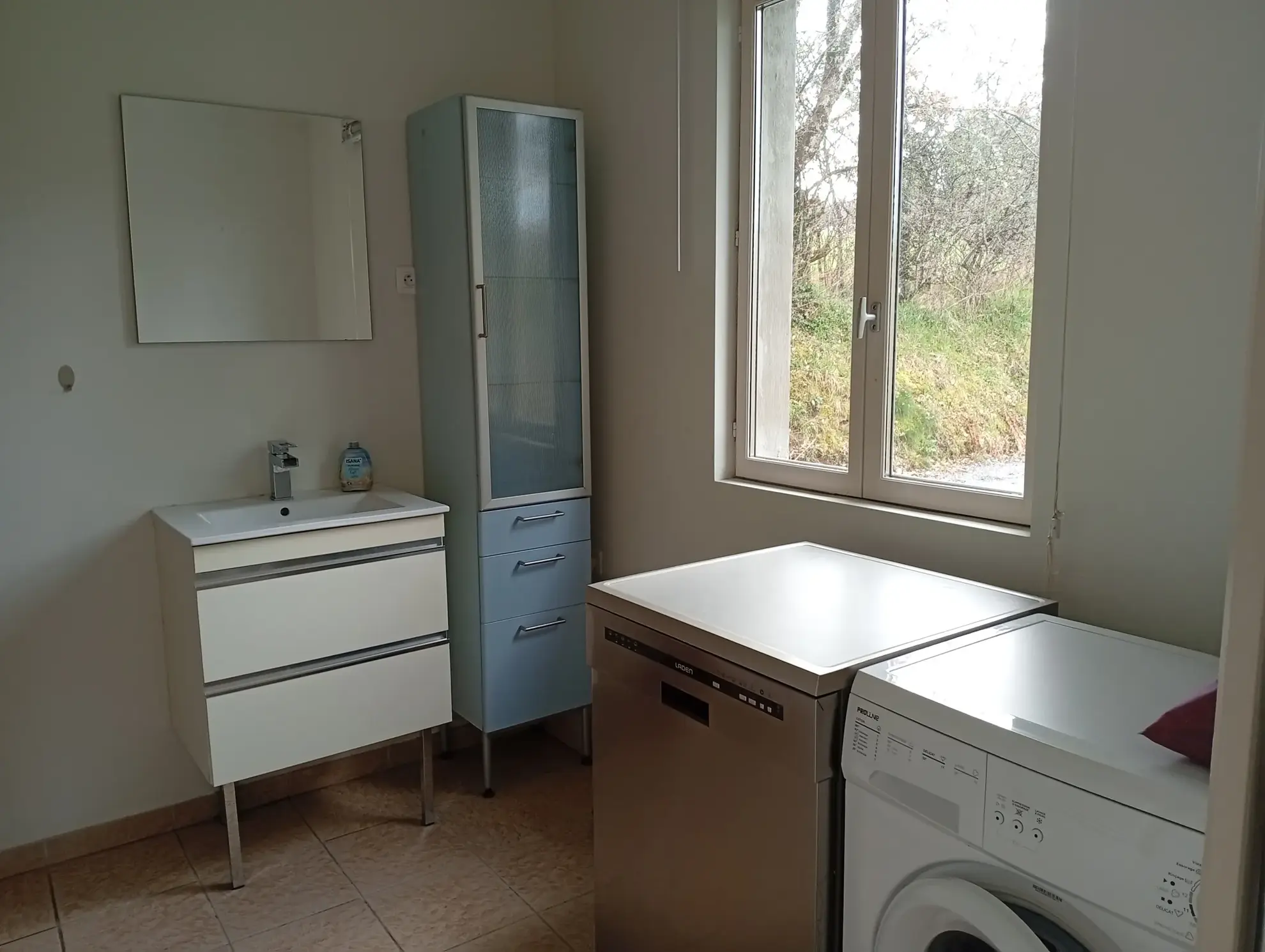 Belle maison rénovée avec jardin dans la vallée de la Dordogne 