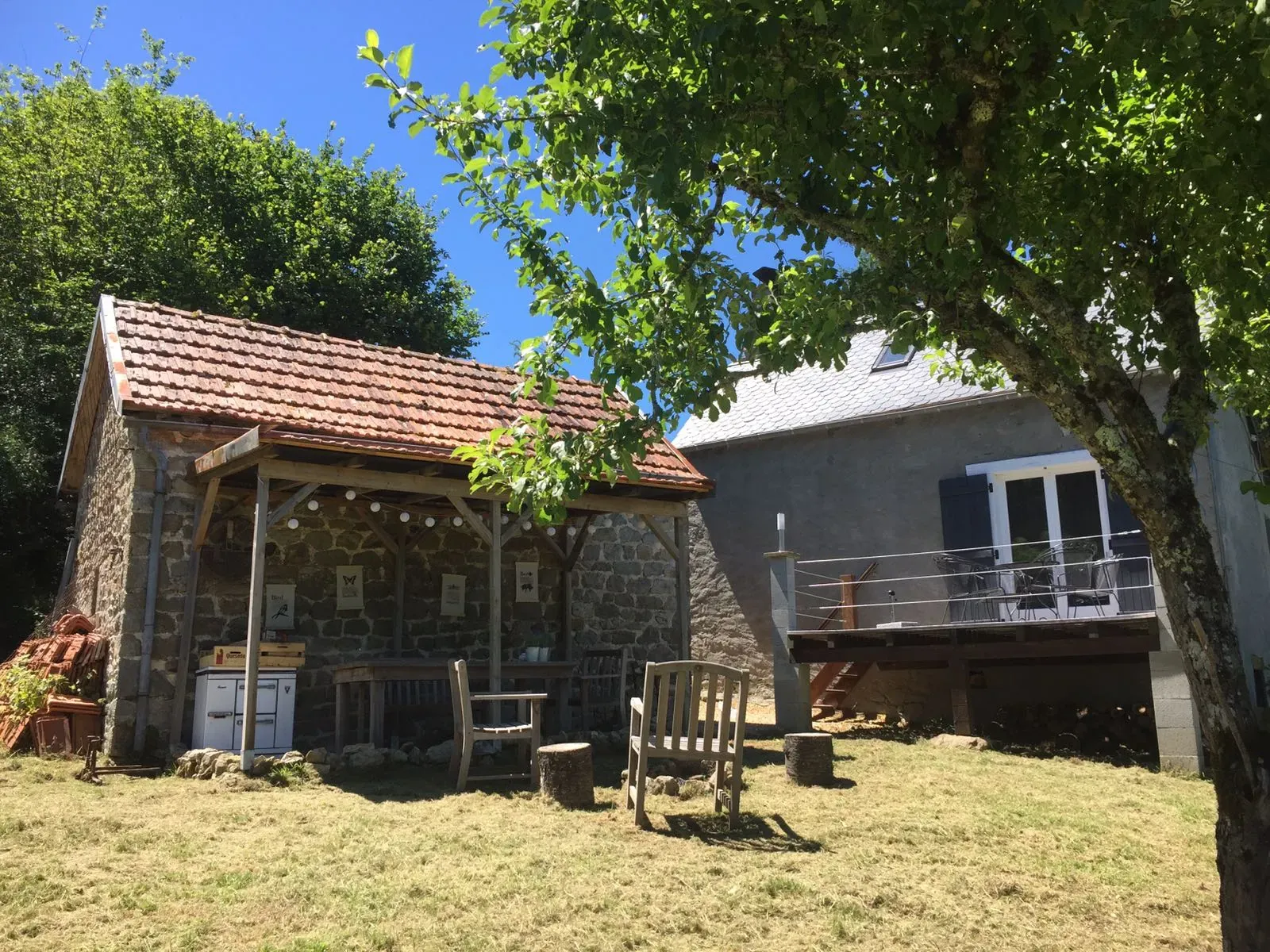 Belle maison rénovée avec jardin dans la vallée de la Dordogne 
