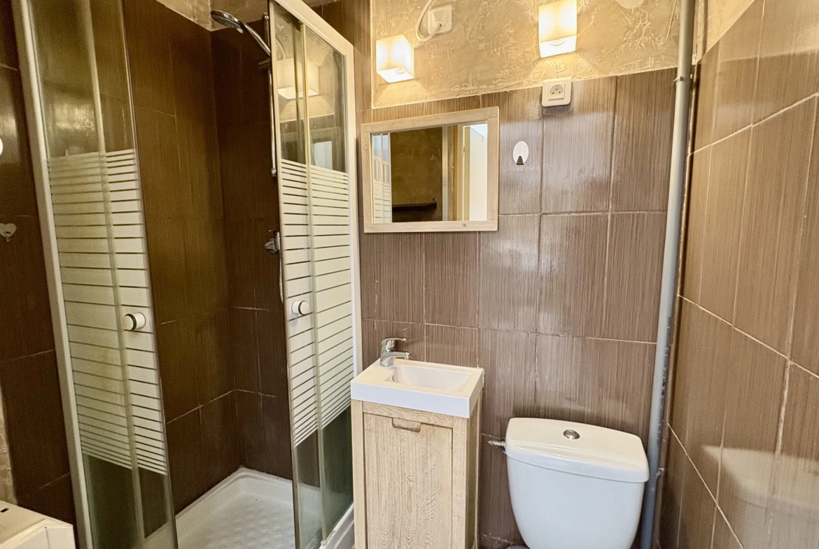 Studio de 24 m² à Toulon Saint Roch avec cave - Investissement idéal 