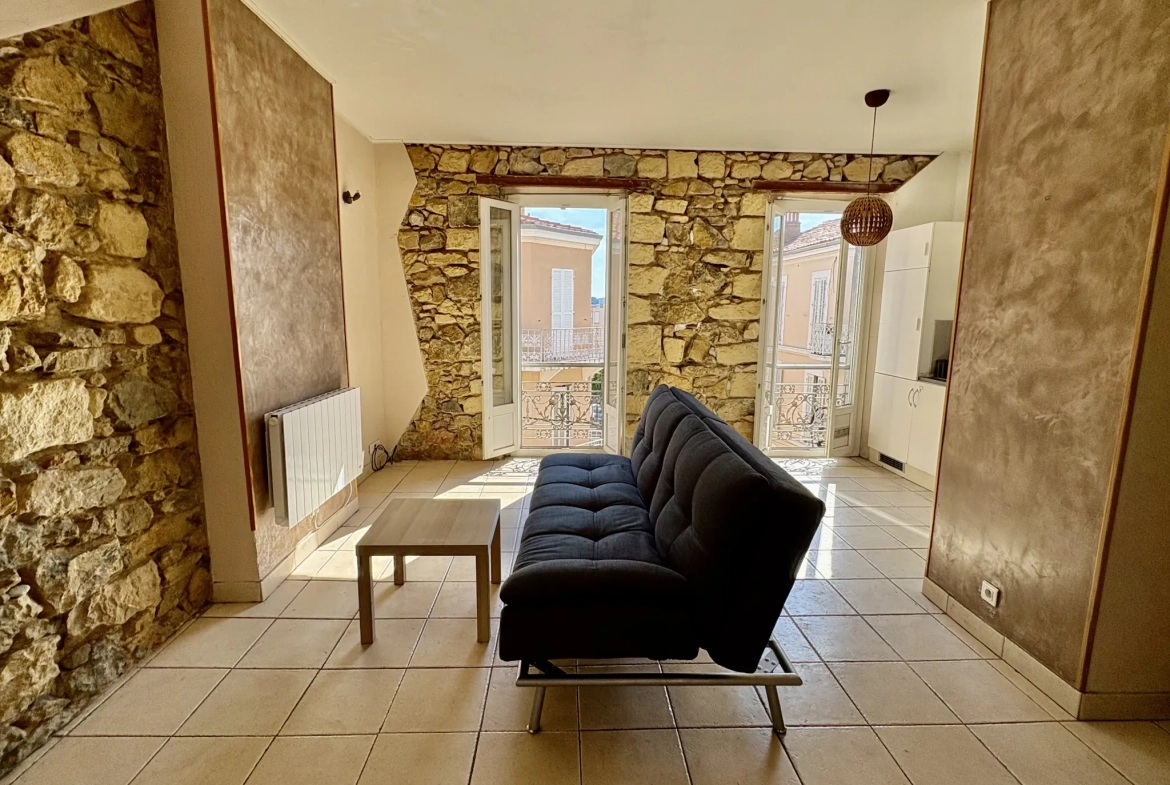 Studio de 24 m² à Toulon Saint Roch avec cave - Investissement idéal 
