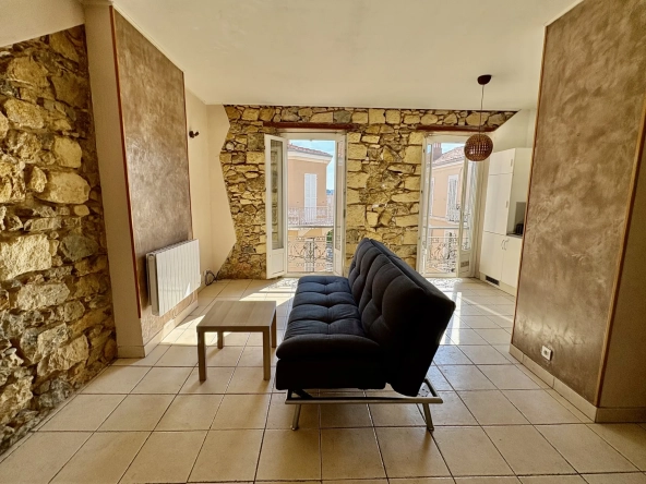 Studio de 24 m² à Toulon Saint Roch avec cave - Investissement idéal
