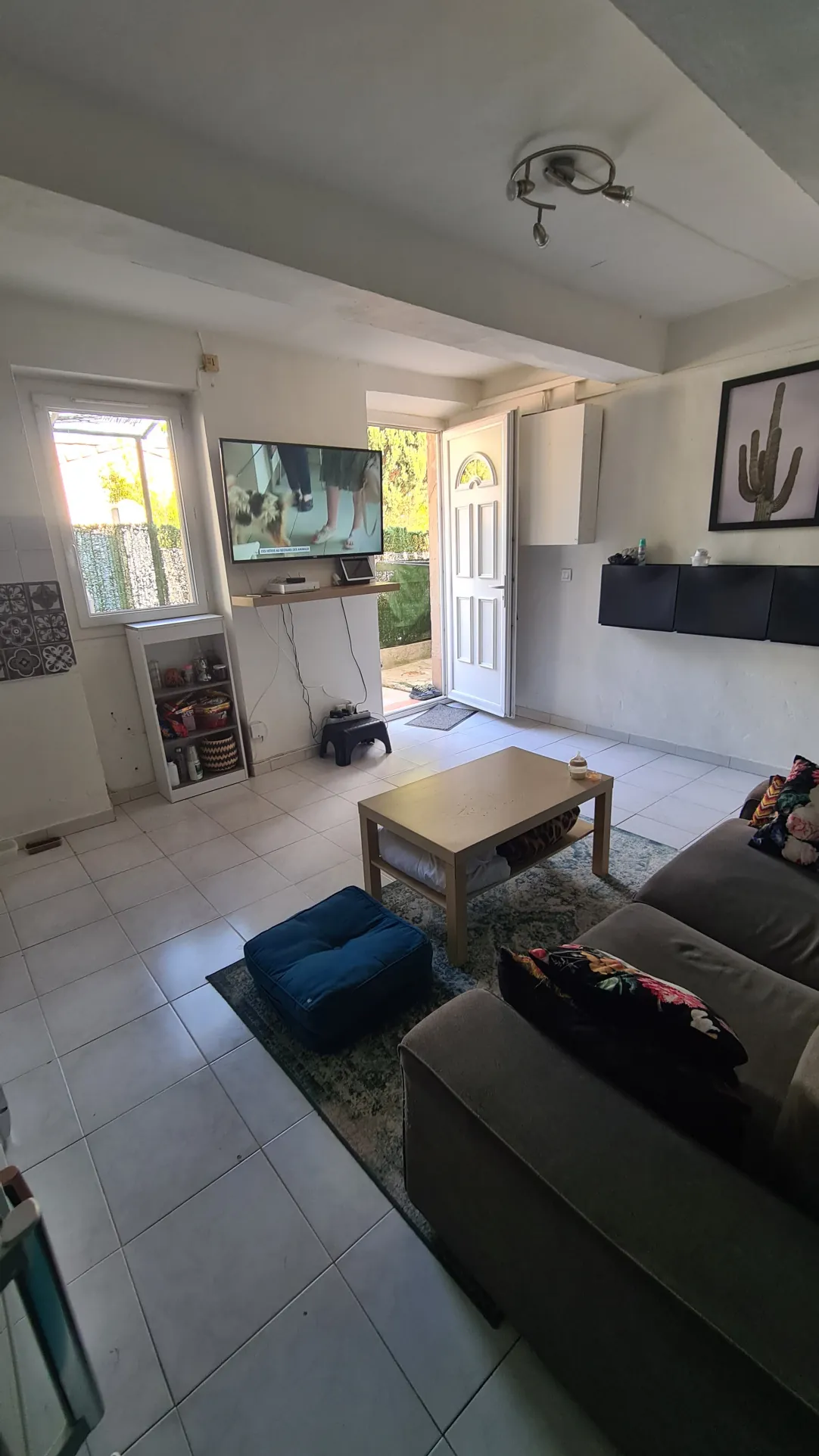 Appartement T2 avec balcon à Coudoux - Idéalement situé au cœur du village 