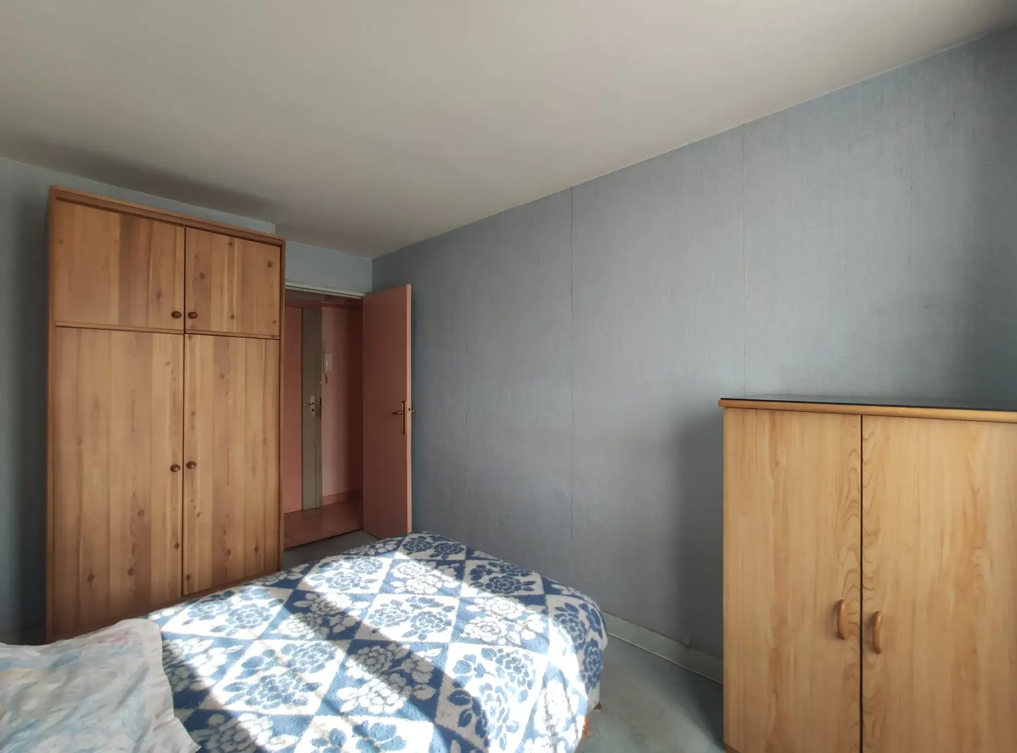Appartement F4 de 64 m2 à vendre à Vitry-sur-Seine avec parking et vue dégagée 