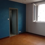 Appartement T3 à Millau avec cave, proche commodités et travaux à prévoir