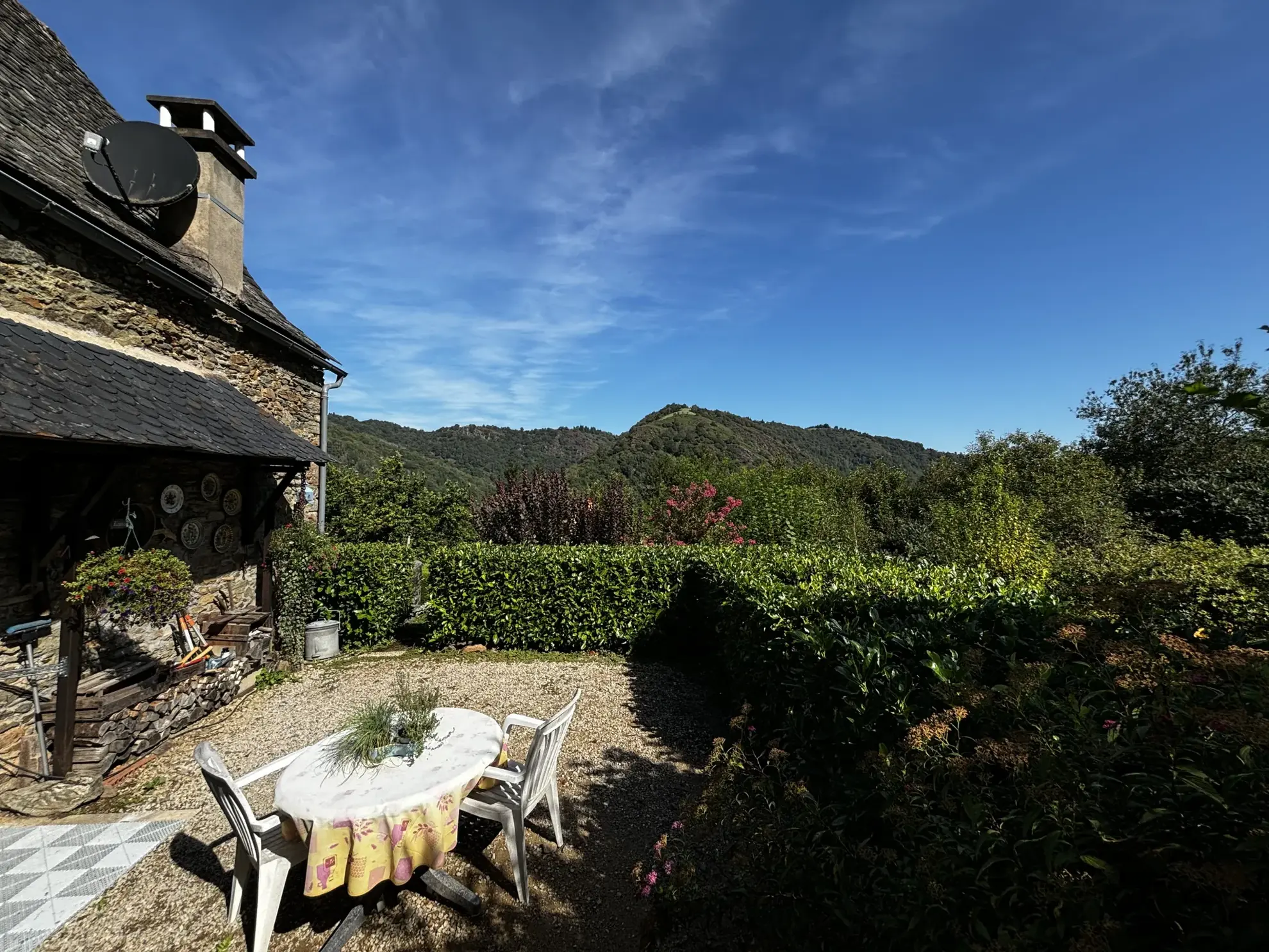 Maison d'été avec vue sur la vallée du Lot à Conques-en-Rouergue 