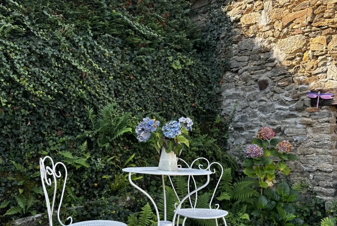 Maison d'été avec vue sur la vallée du Lot à Conques-en-Rouergue 