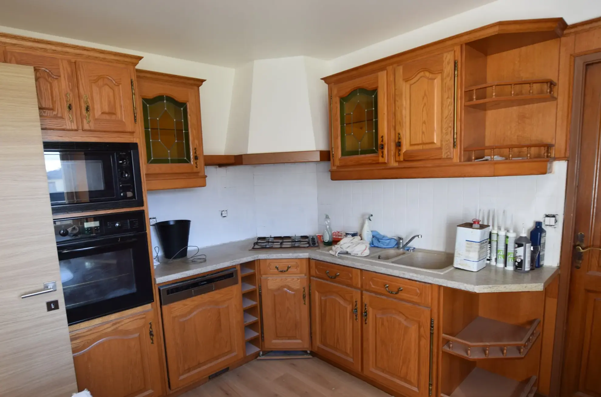Maison mitoyenne rénovée avec jardin à Héricourt (70) – 3 chambres, garage, à proximité des commerces 