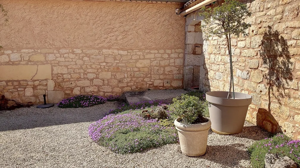 Maison de bastide avec gîte et jardin à Montcabrier (46700) 