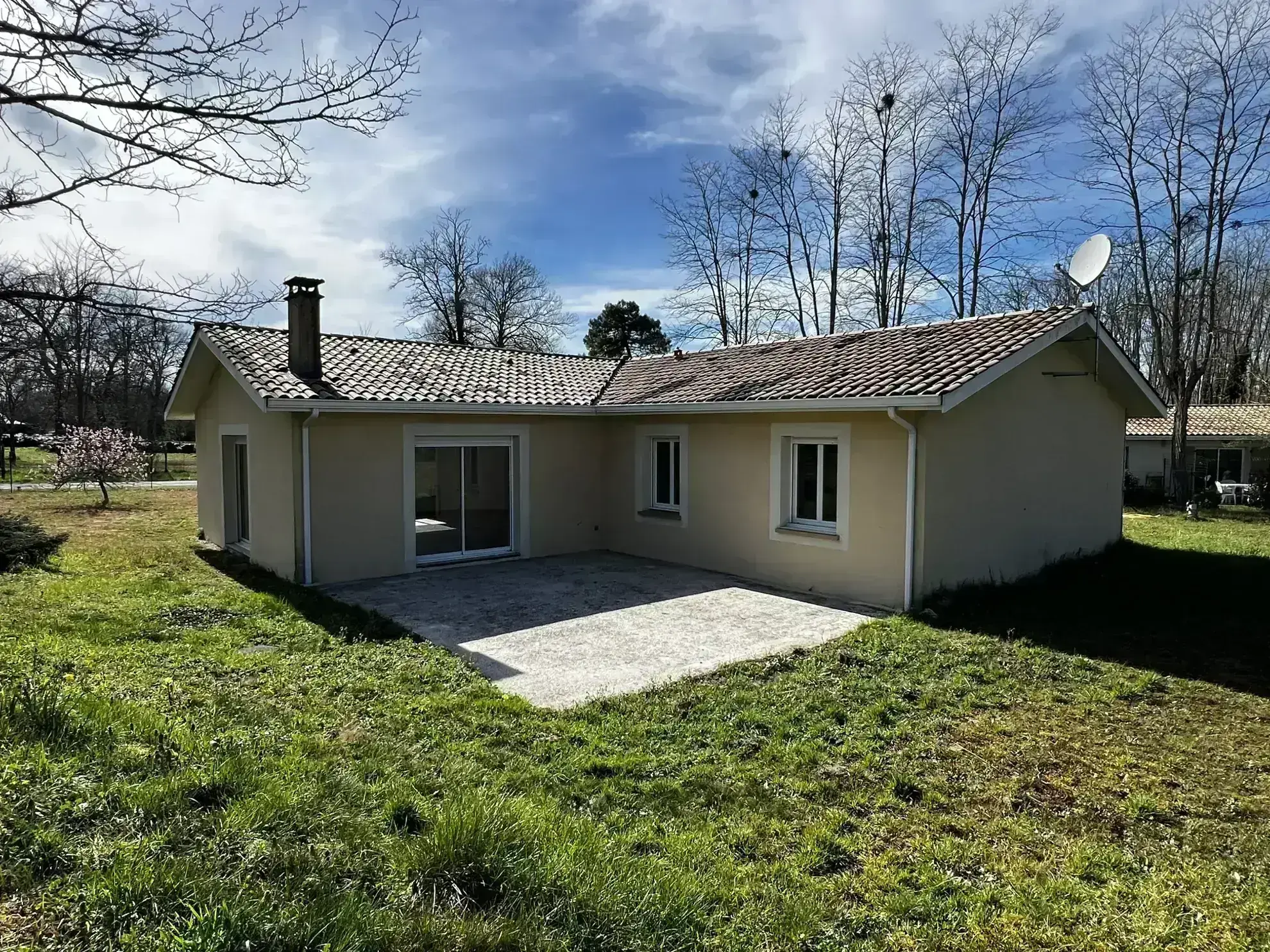 Maison moderne 4 chambres avec bureau et terrasse à Noaillan proche de Langon 