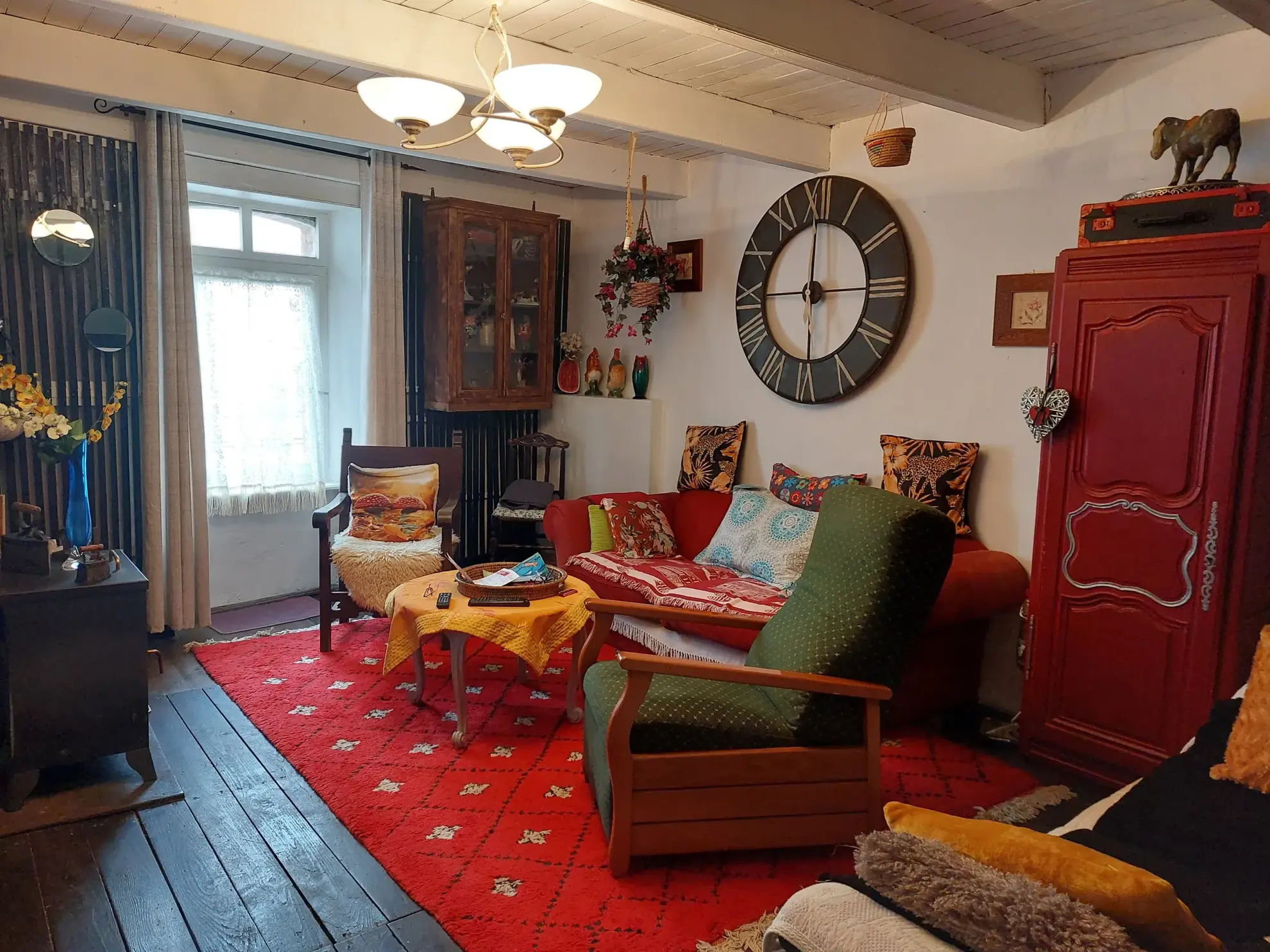 Charmante maison de village de 98 m² avec terrasse dans le Tarn, proche du lac du Laouzas 