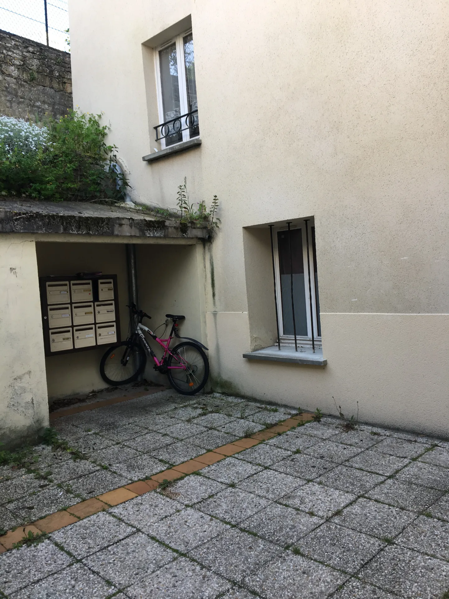 Charmant appartement T2 duplex à Caen Centre, rénové et lumineux 