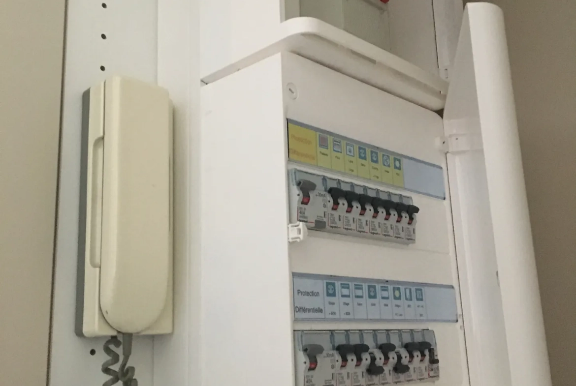 Charmant appartement T2 duplex à Caen Centre, rénové et lumineux 