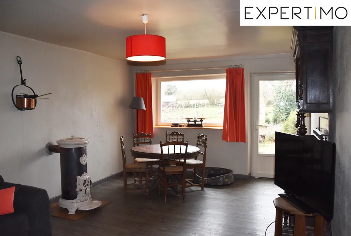 Maison à Neuf-Église de 126 m² avec grand terrain à vendre 