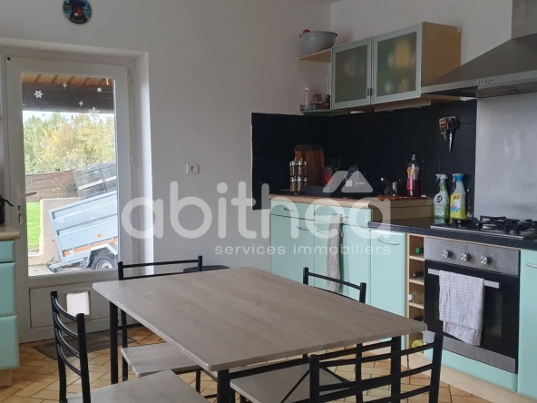 Maison familiale de 175 m² à Roumazieres Loubert sans travaux