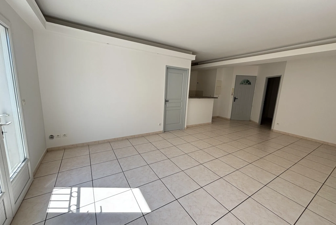 Appartement T4 à Saint Aunès avec terrasse et garage - 73 m² 