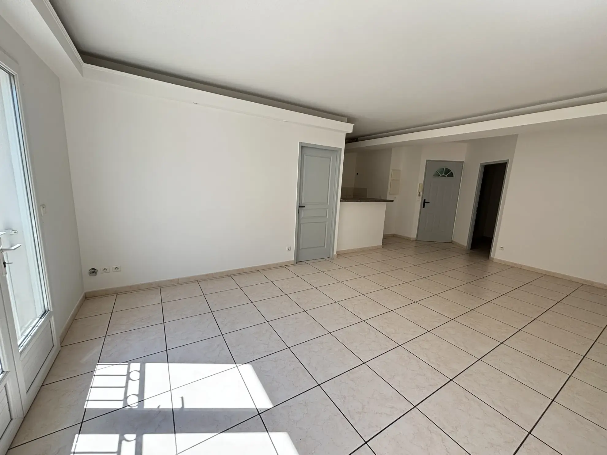 Appartement T4 à Saint Aunès avec terrasse et garage - 73 m² 