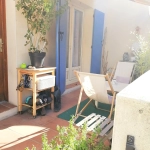 Appartement T3 duplex avec terrasse, parking et cellier à Calvisson