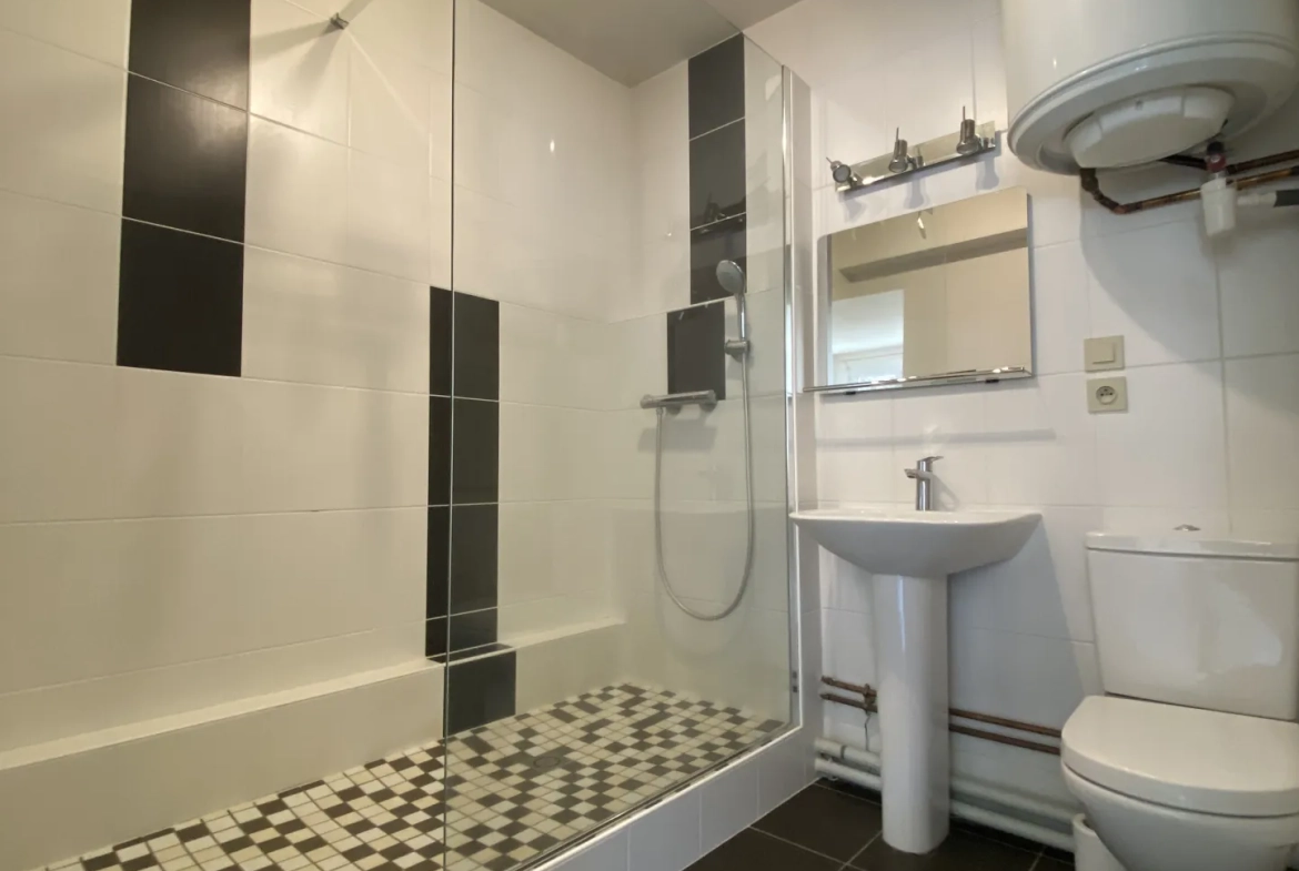 Studio lumineux avec parking privé à Clermont-Ferrand, 21,39 m² 