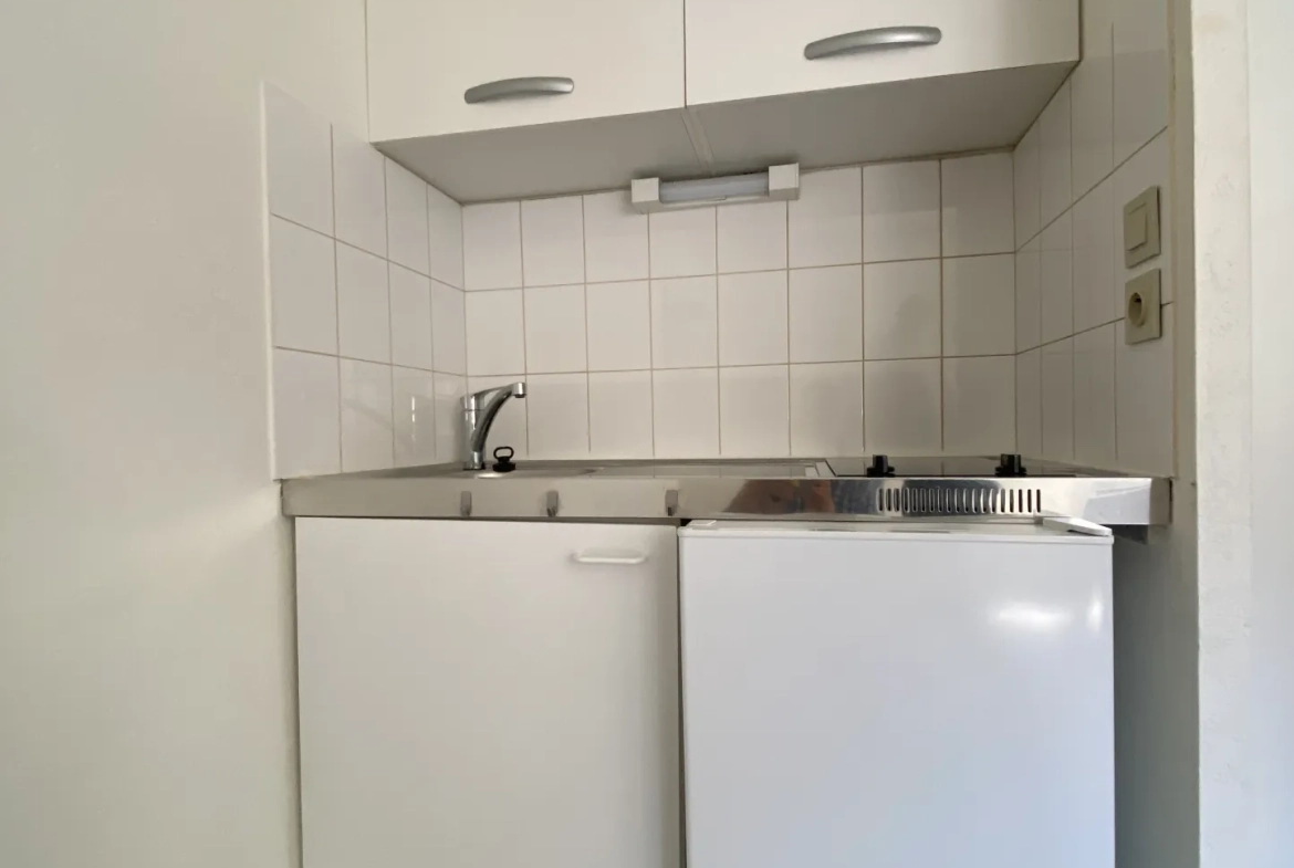 Studio lumineux avec parking privé à Clermont-Ferrand, 21,39 m² 