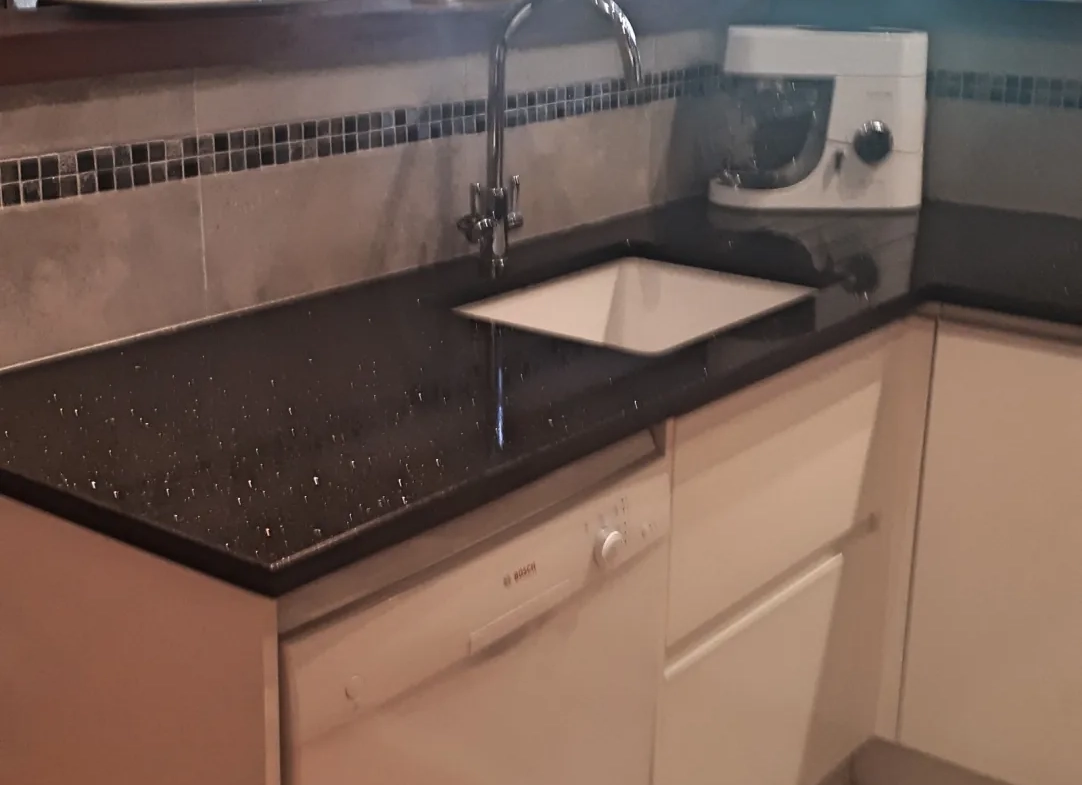 Maison avec gîte, piscine et grand jardin à Minzac - Charmante propriété en campagne 
