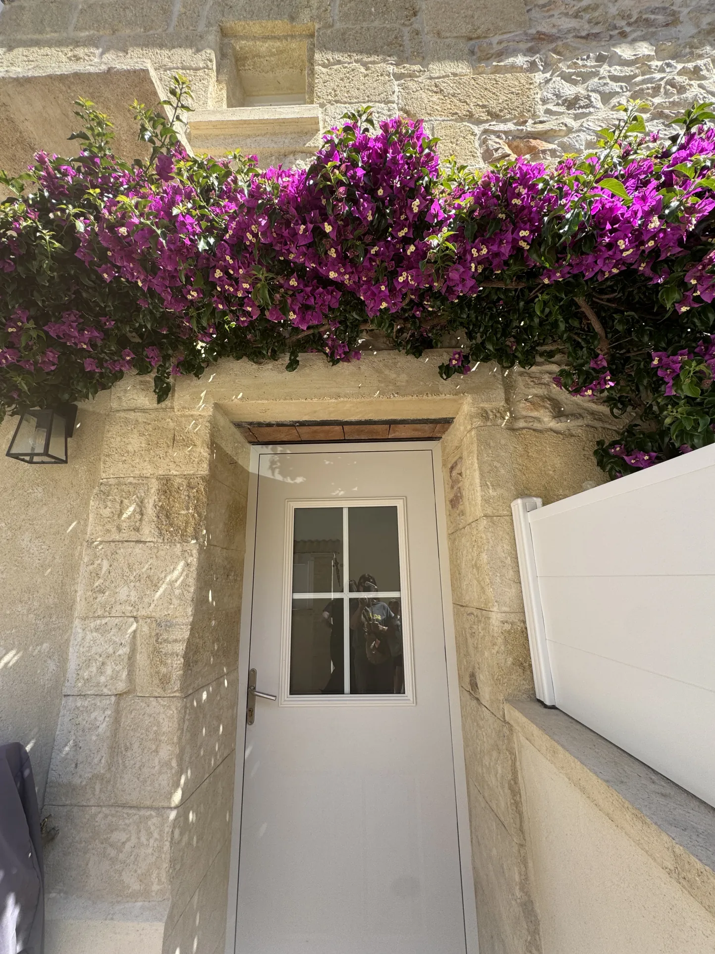 Maison de village rénovée de 88 m² avec cour et garage à Codognan 