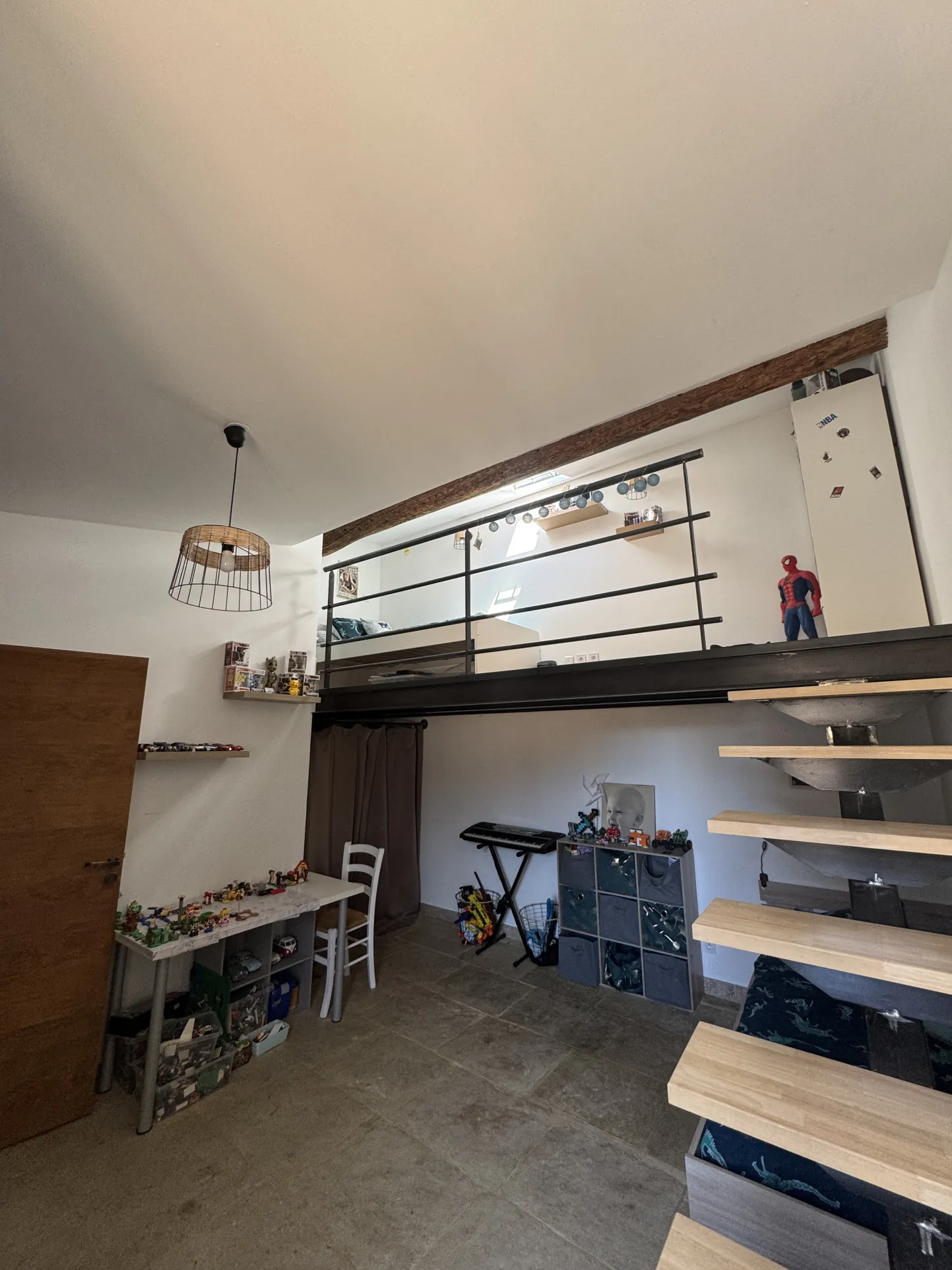 Maison de village rénovée de 88 m² avec cour et garage à Codognan 