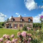 Maison en pierre de 130 m² avec dépendance et terrain constructible, proche Aunay-sur-Odon