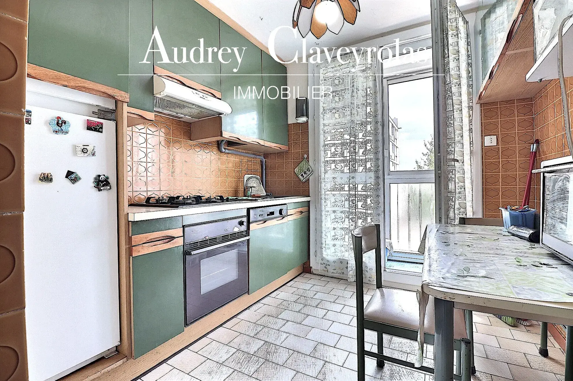 Appartement T3 de 62 m² avec cave à Marseille, résidence moderne 
