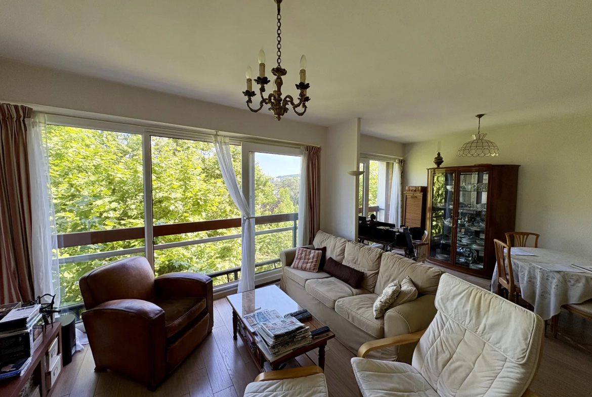 Appartement T4 lumineux de 89 m² à Chamalières avec vue dégagée 
