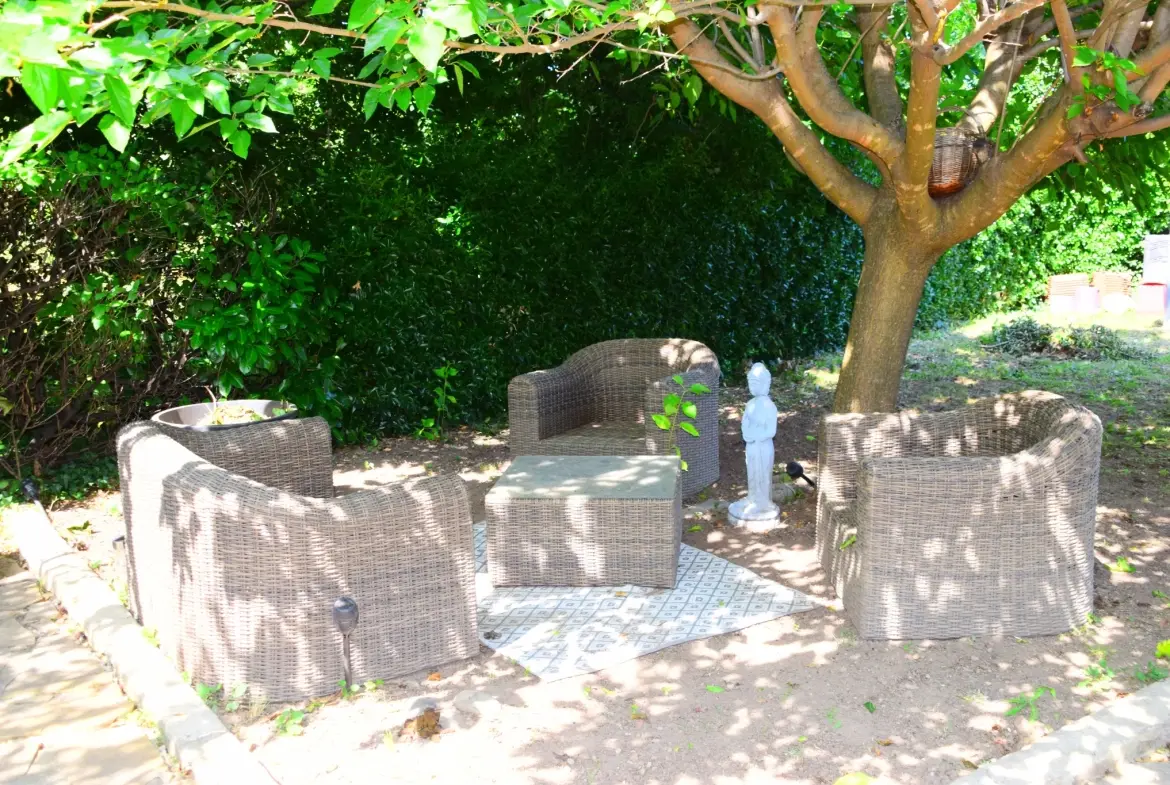 Maison familiale rénovée de 150 m² avec jardin à Aubenas en Ardèche 