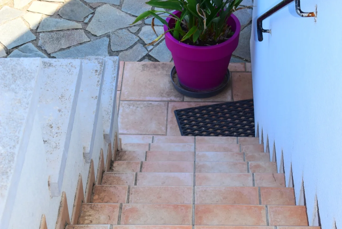 Maison familiale rénovée de 150 m² avec jardin à Aubenas en Ardèche 