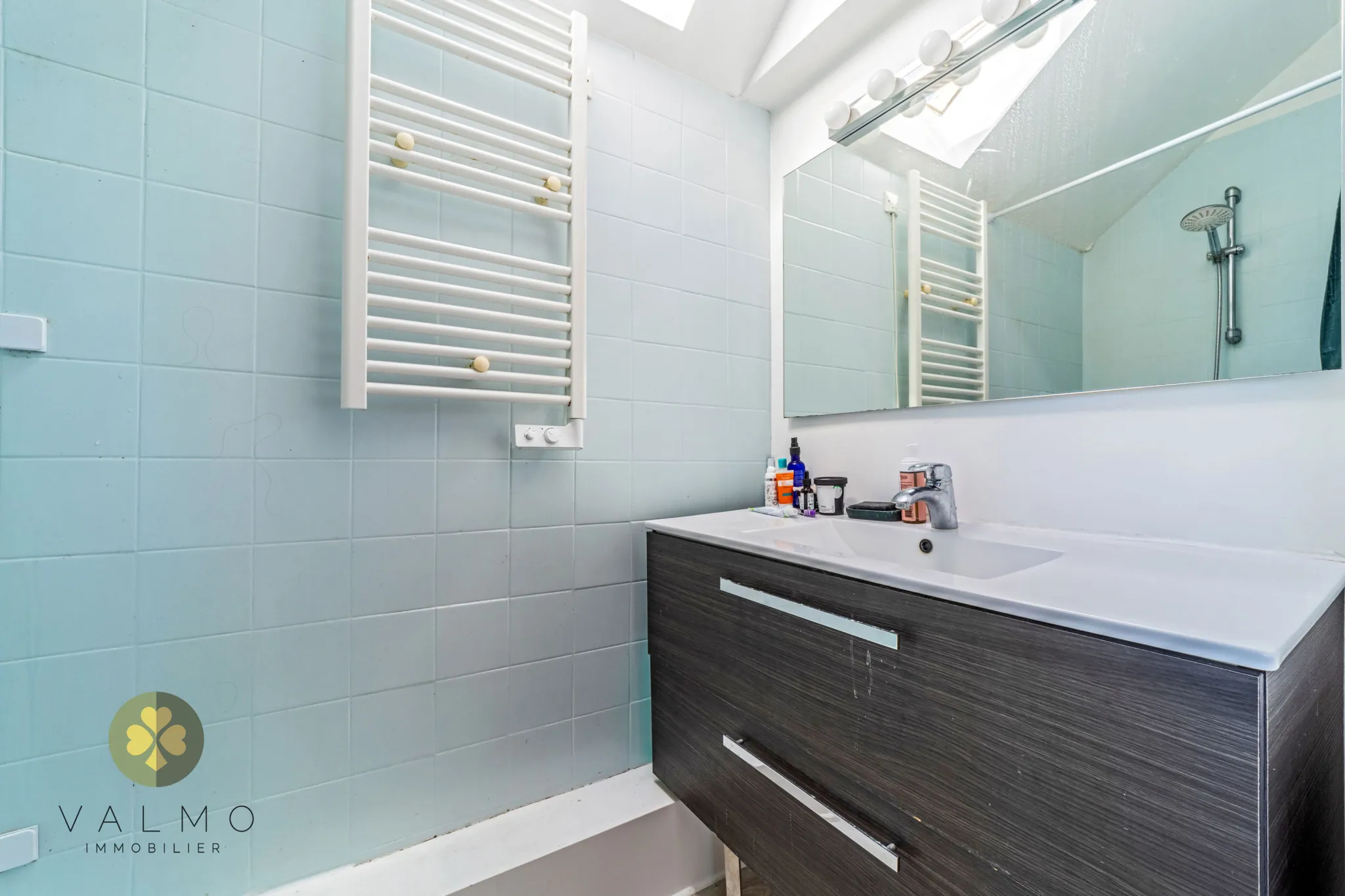 Appartement 57m² à vendre à Gambais avec cour, parking et 2 chambres 