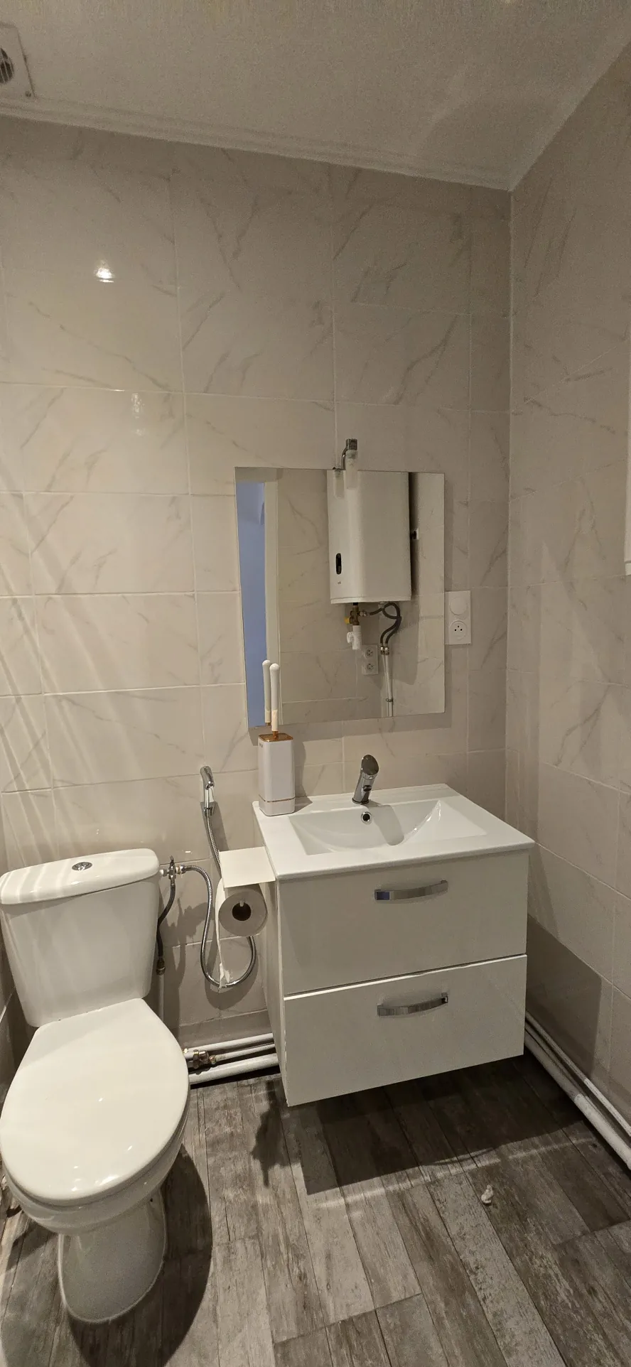 Studio meublé rénové de 28 m² à Besançon - Quartier Chaprais 