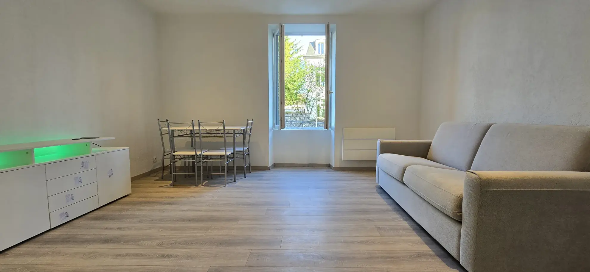 Studio meublé rénové de 28 m² à Besançon - Quartier Chaprais 