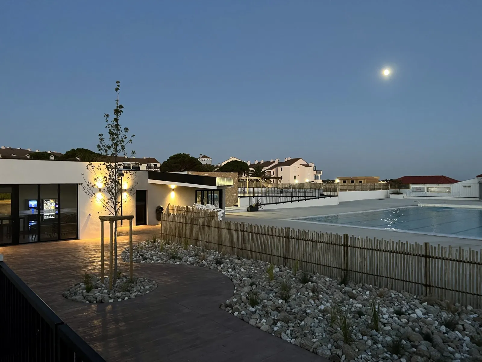 Appartement 2 pièces avec mezzanine, terrasse et vue sur Pyrénées au Barcarès 