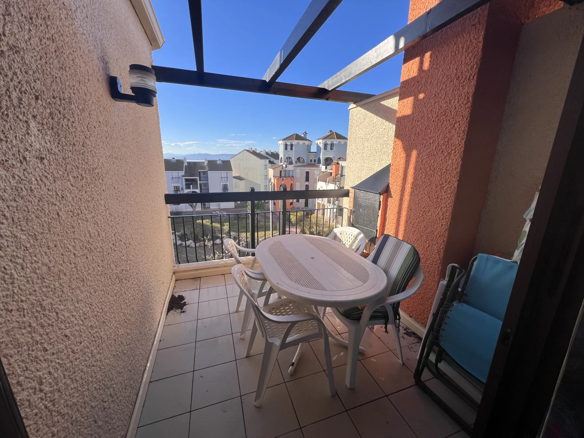 Appartement 2 pièces avec mezzanine, terrasse et vue sur Pyrénées au Barcarès 