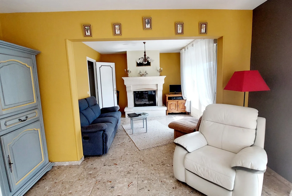 Maison 168 m² avec deux logements, jardin et garages proche de La Réole 
