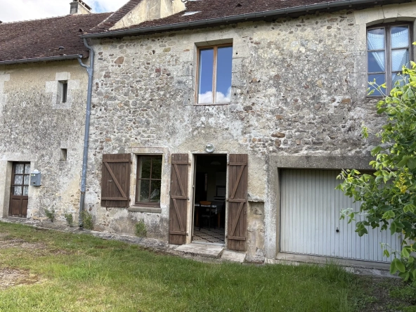 A vendre maison de plain-pied à Aillières-Beauvoir - 3 chambres, terrain de 400 m²