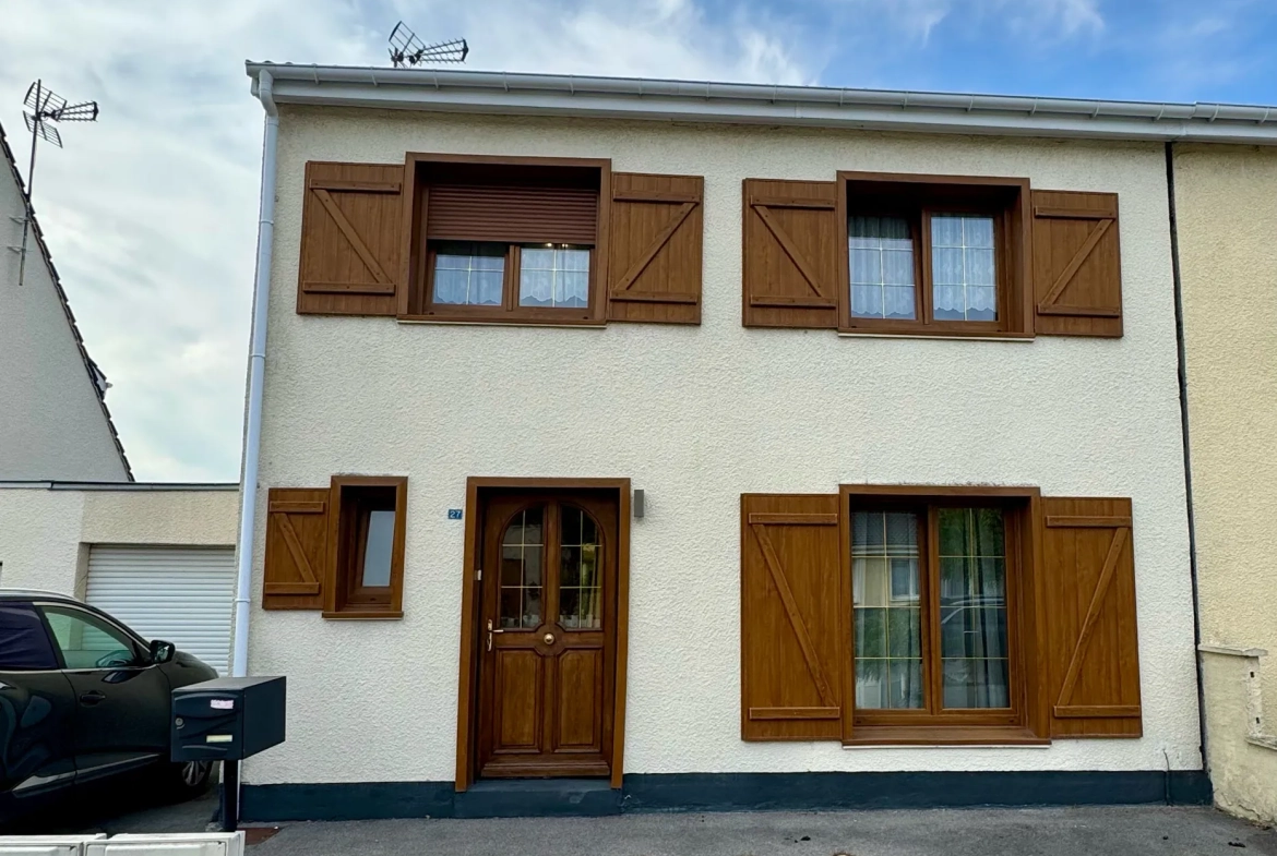 Belle maison de 105 m² à Haulchin avec garage et terrasse dans quartier paisible 