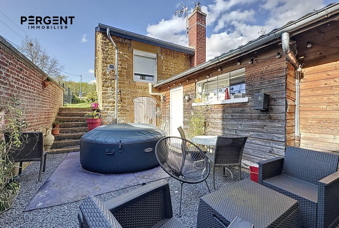 Belle maison de village de 132 m² avec terrasse et jardin à La Francheville 