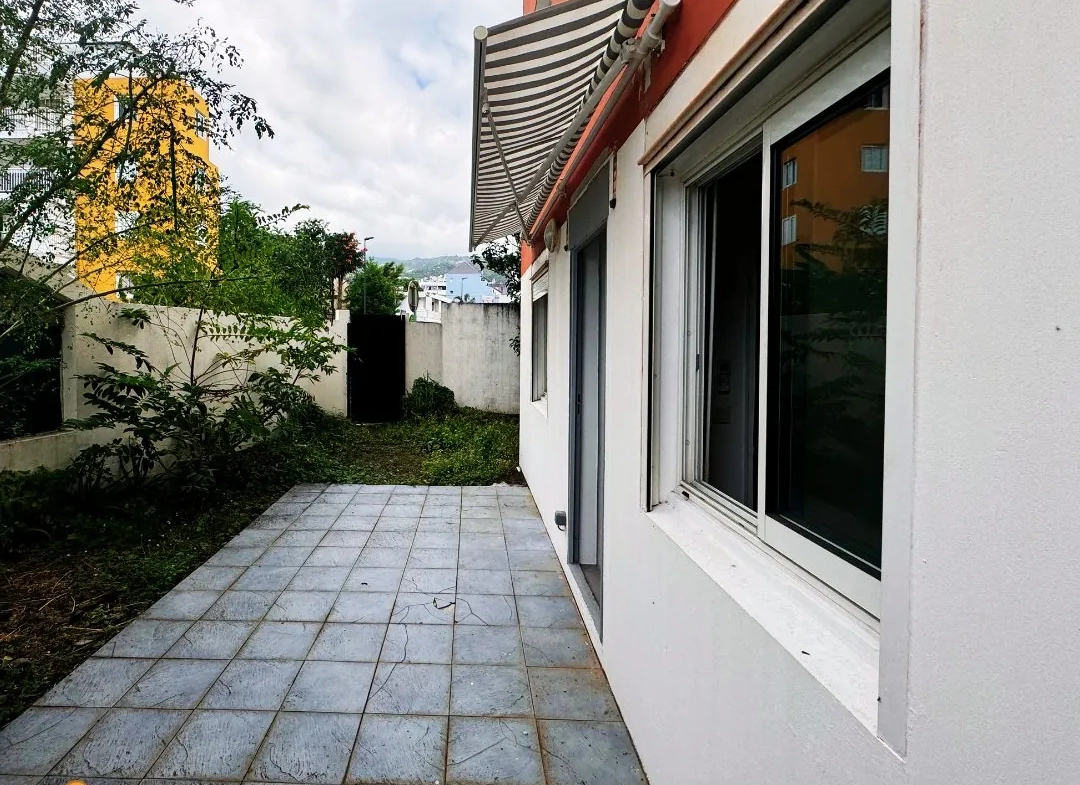 Appartement T3 avec jardin privatif à Saint-Denis - Emplacement privilégié 