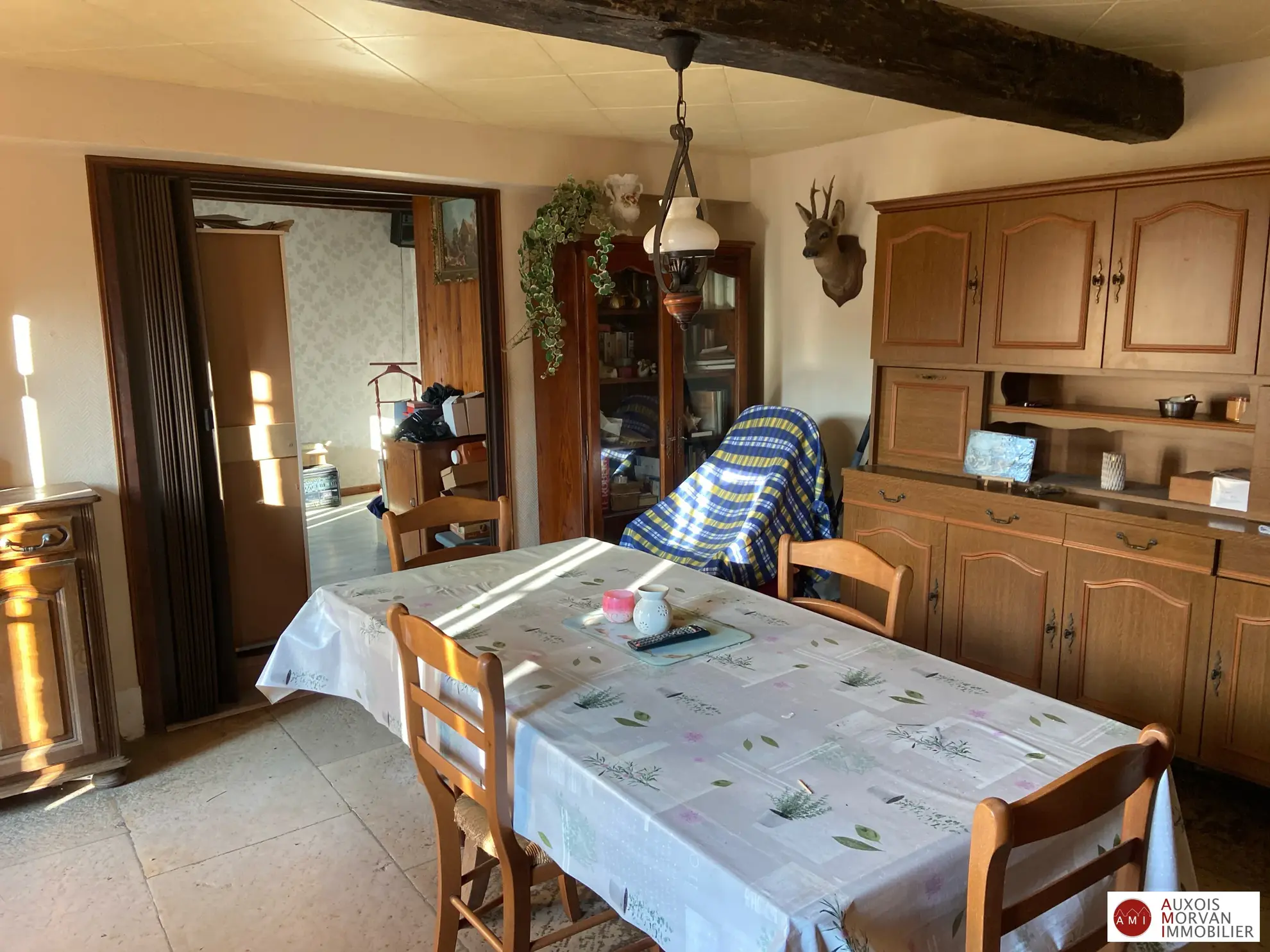 Maison ancienne à vendre à Montbard avec dépendances et grand terrain 