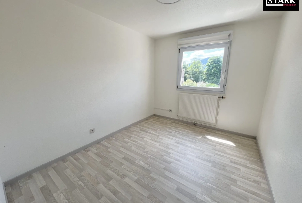 Appartement moderne de 3 chambres à Valdoie - 85 m² en vente 
